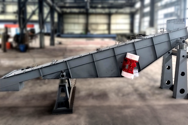 振動(dòng)輸送機(jī)