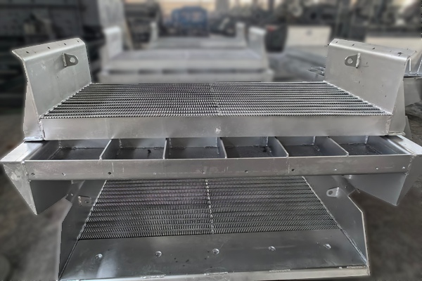 復(fù)頻篩噴涂篩板