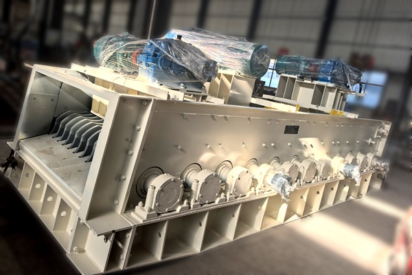 泥石分離器（輥軸篩）出口